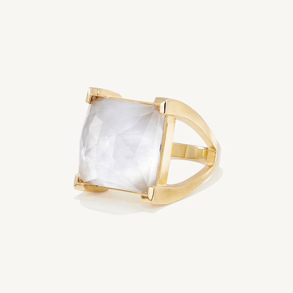 Plaza Ring - Iridescent Pearl