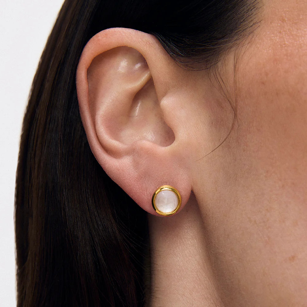 Signature Small Studs - Iridescent Pearl