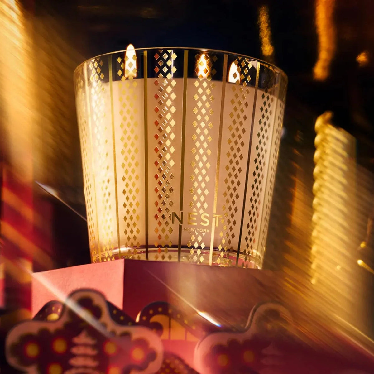 Nest Holiday 3-Wick Candle